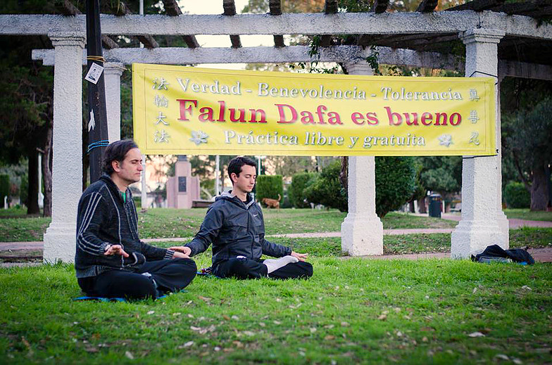 Falun_Dafa_en_Argentina