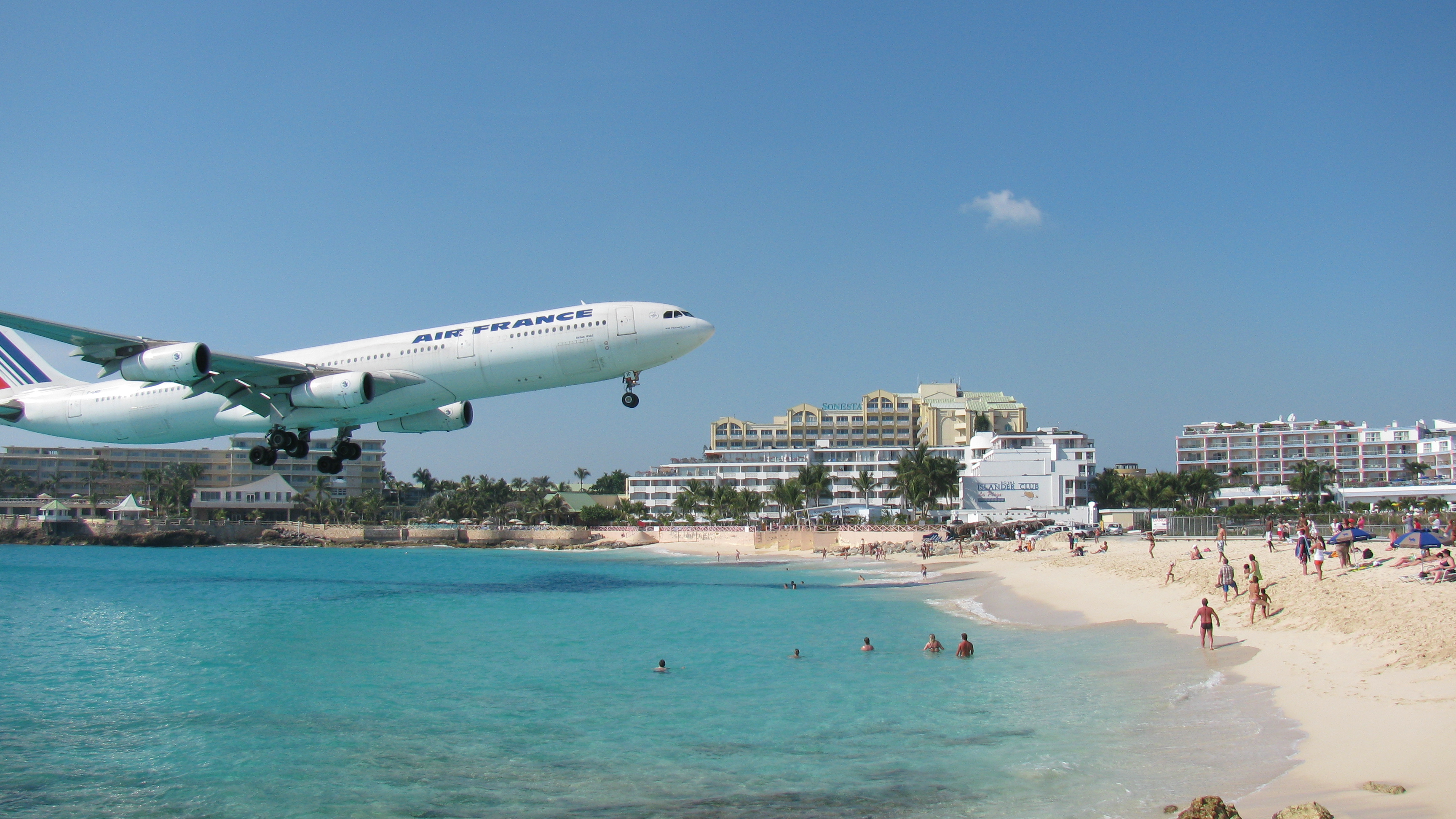 St Marteen Airport St Martin Buena Vibra   St. Marteen Airport 016 