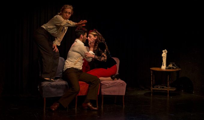 Escena de A puerta cerrada de Sartre