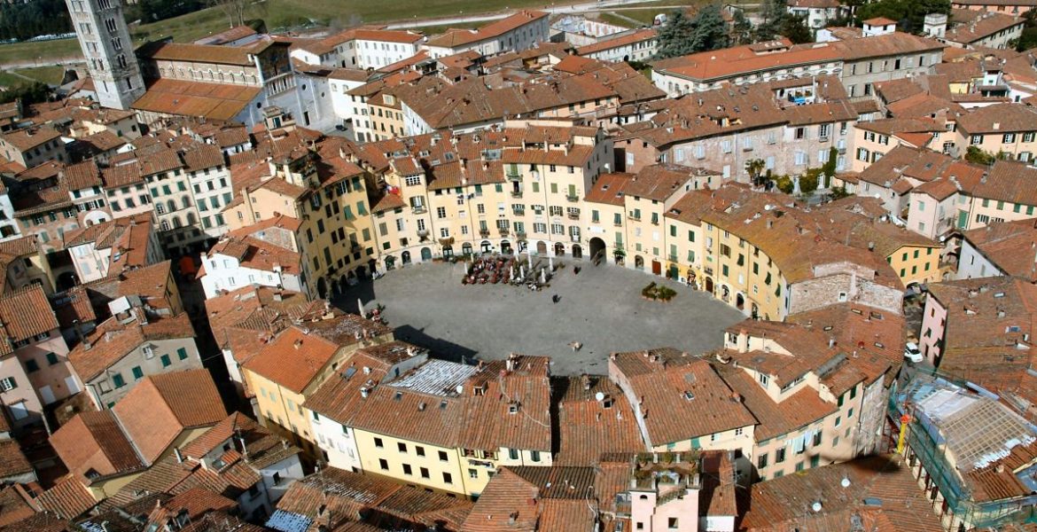 Lucca Toscana