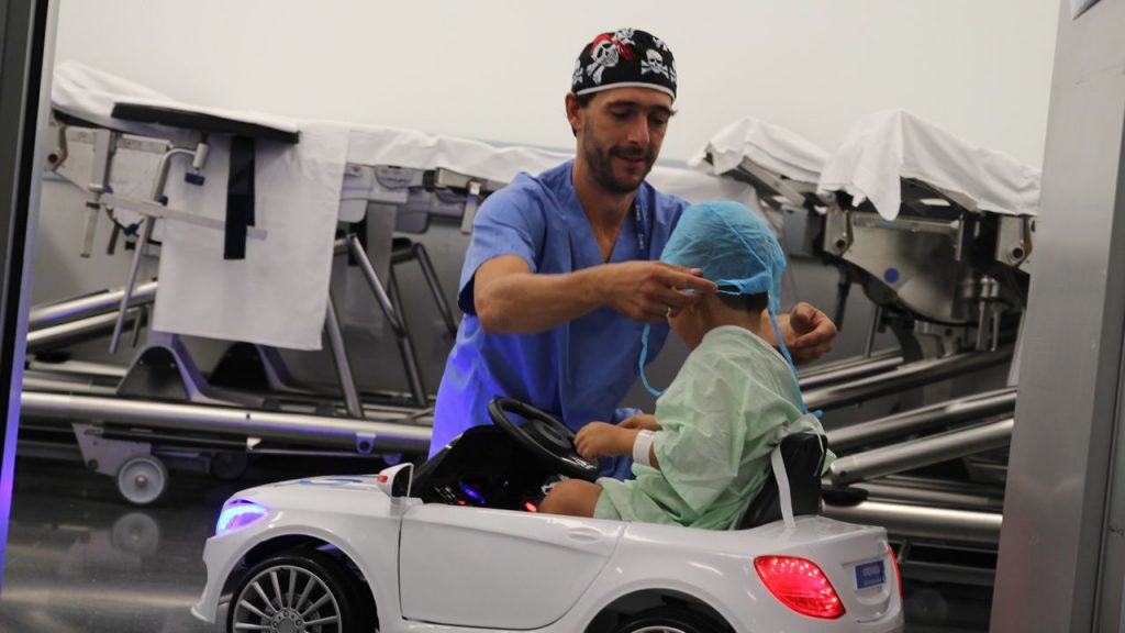 “En auto al quirófano”: una iniciativa para que los niños no se estresen 5