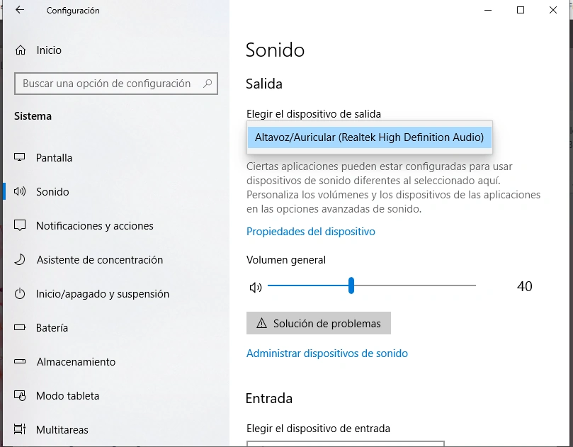 como conectar un parlante a la computadora