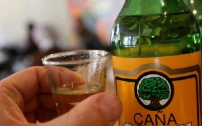 cómo se hace la caña con ruda