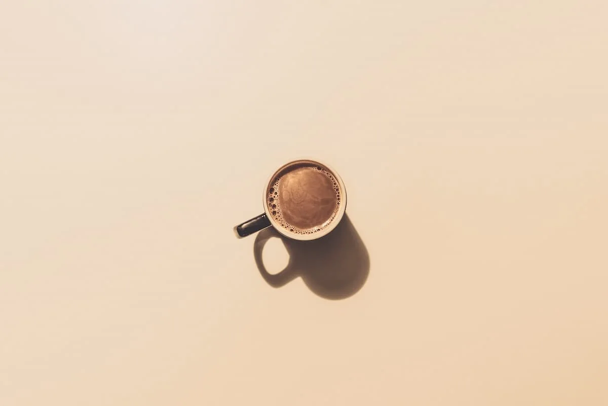 Gama de colores café para paredes