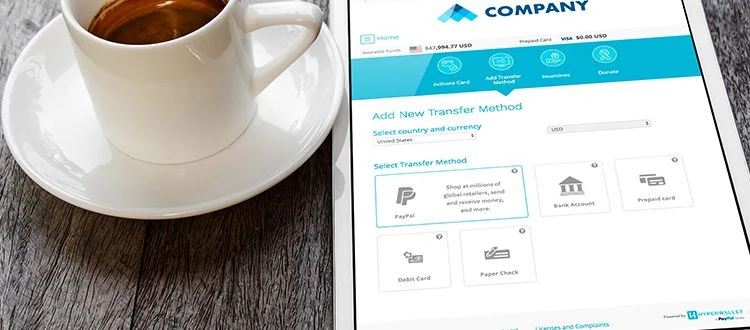 Interfaz del portal de pago de Hyperwallet mostrando las opciones para añadir un método de transferencia, como PayPal o depósito a cuenta bancaria.