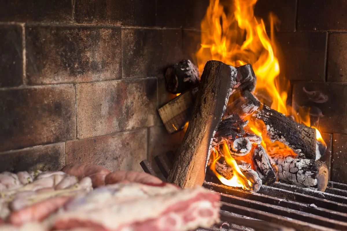 como limpiar una parrilla
