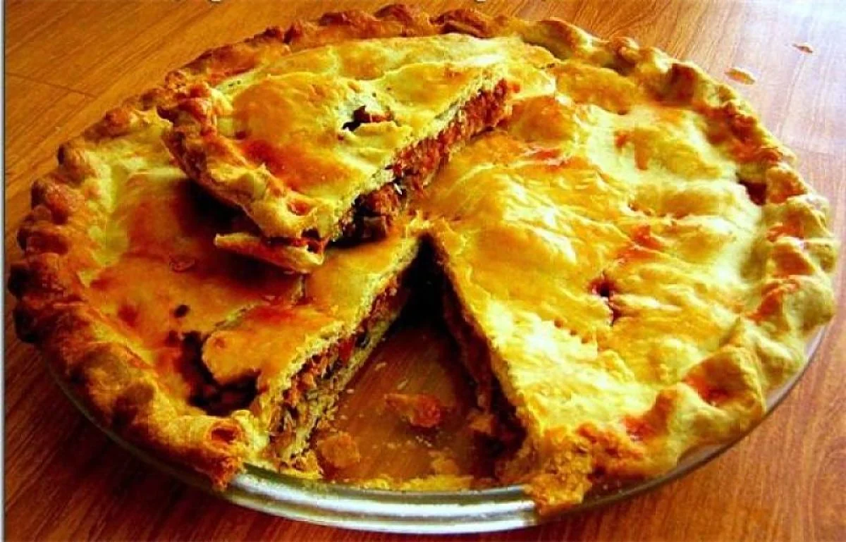 empanada gallega de atun