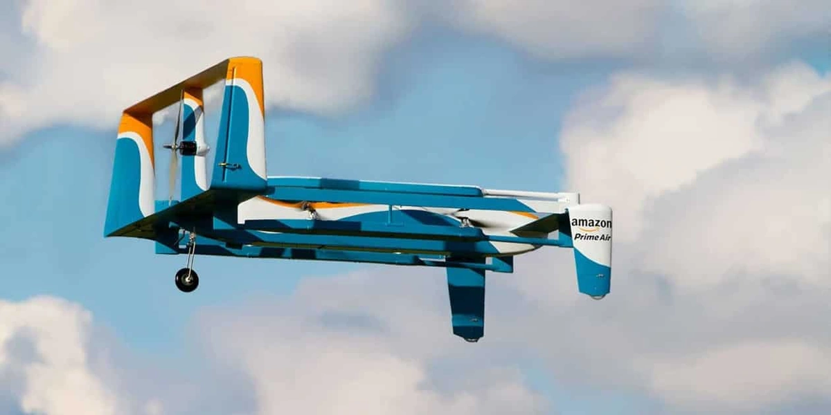 amazon dron esquiadores