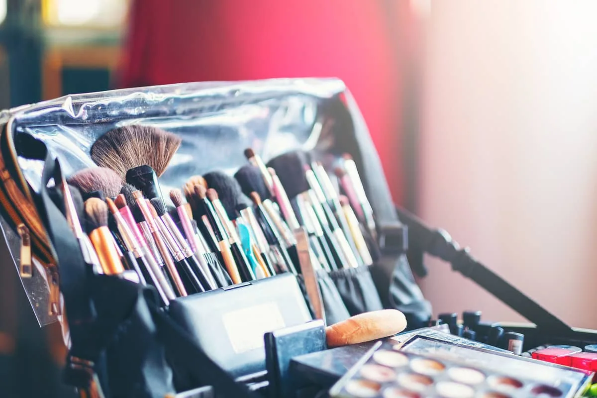 tipos de brochas para maquillaje