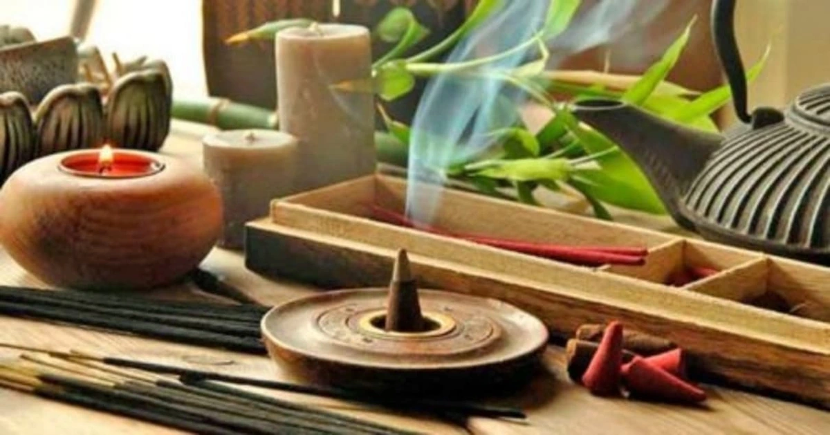 Sahumerios y velas para usar en ritos de Feng Shui