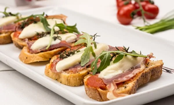 bruschetas de jamon crudo