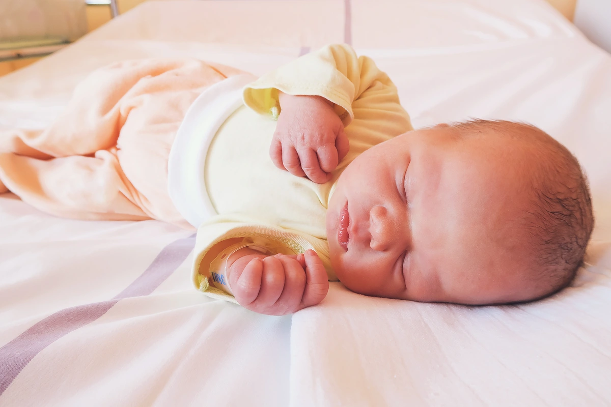 como hacer para que el bebe duerma