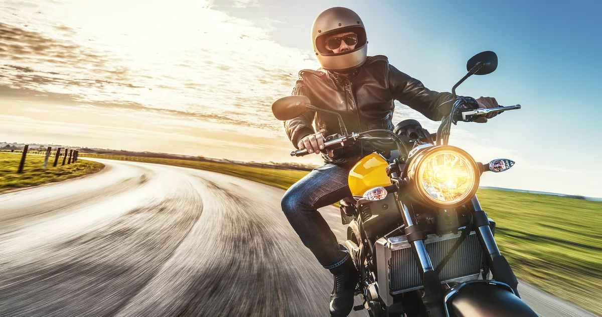 cómo manejar una moto