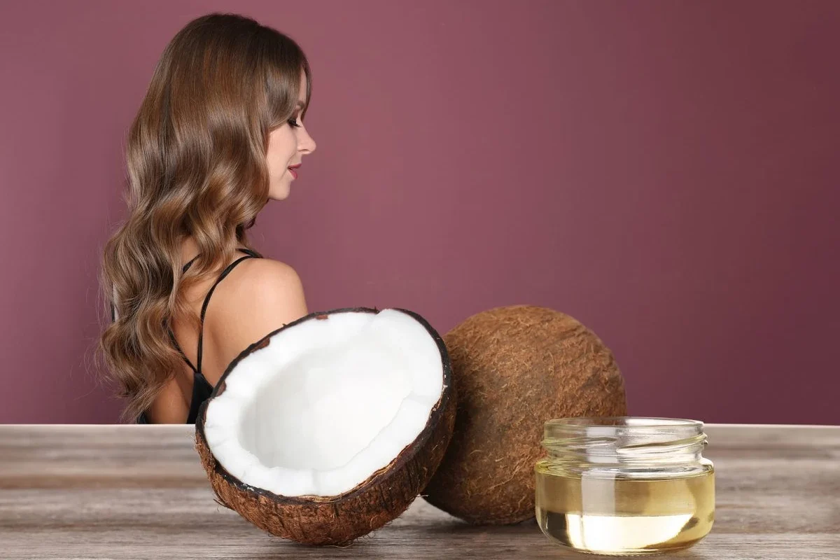 como usar el aceite de coco en el pelo