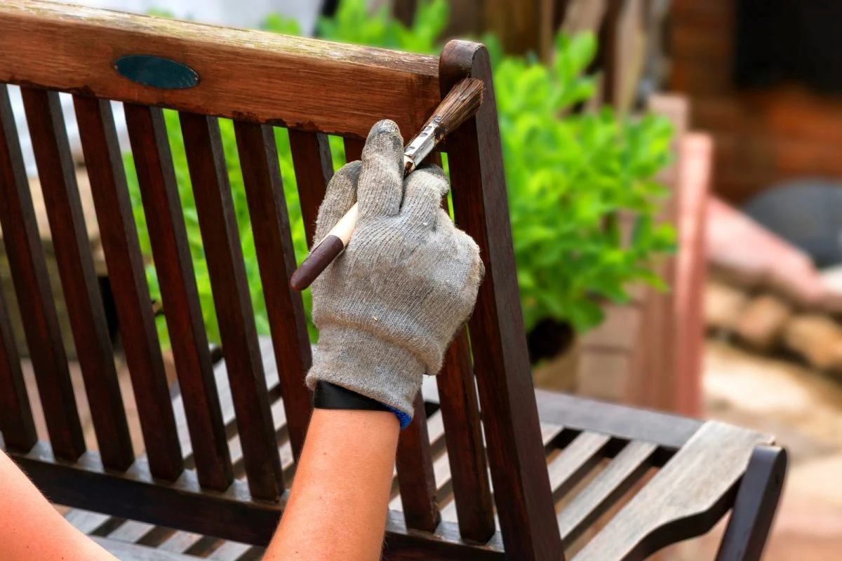 como restaurar un mueble de madera