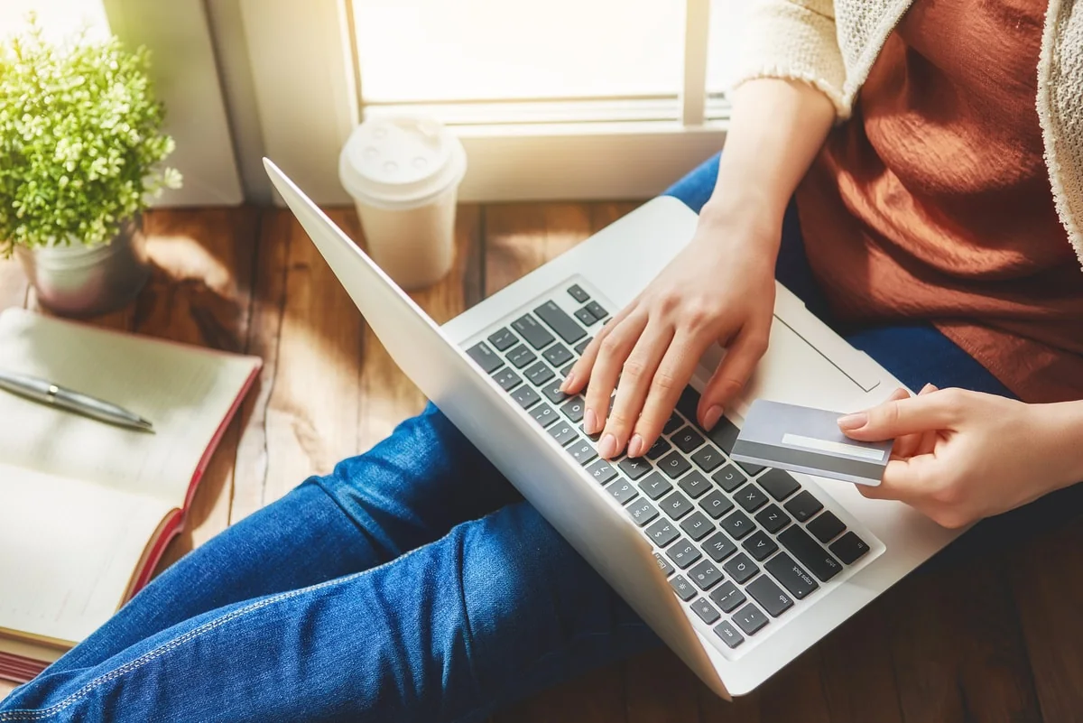 como comprar en cyber monday