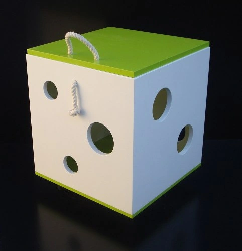 Módulo de almacenamiento con cajas de tela y vinilos circulares