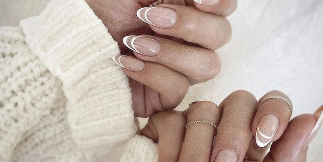 color de uñas blanco
