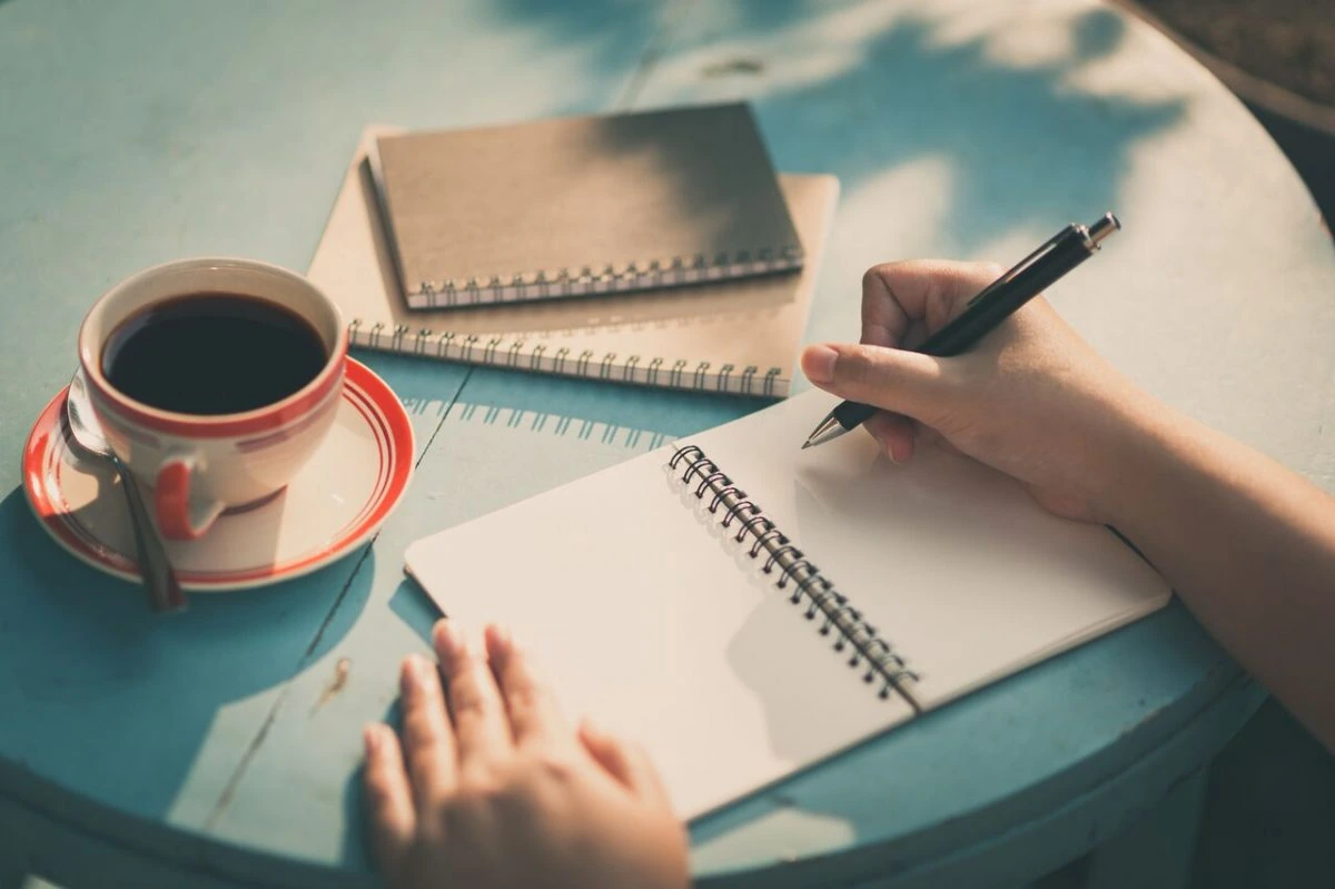 escribir ayuda a relajarse