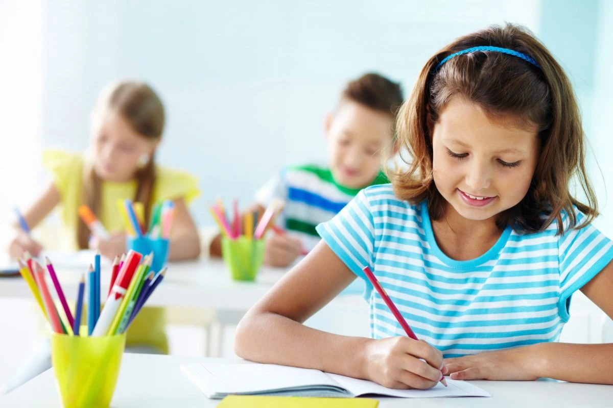 escuela dictado