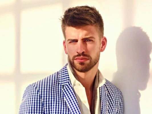 Foto de Gerard Piqué jugadores del mundial más bellos