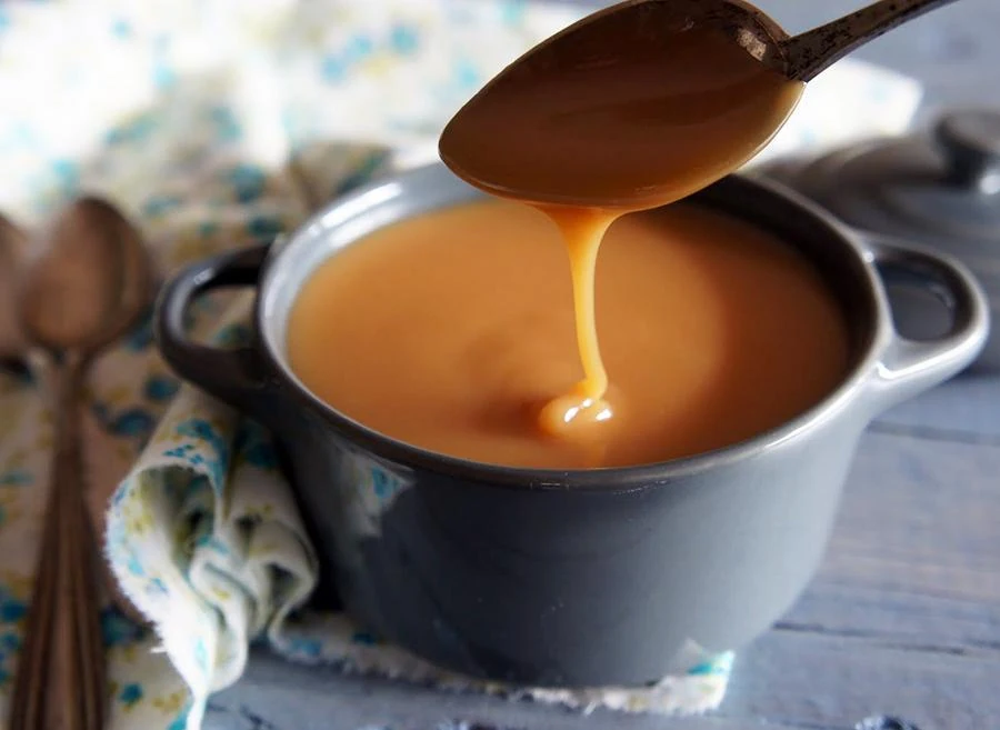 panqueques con dulce de leche casero