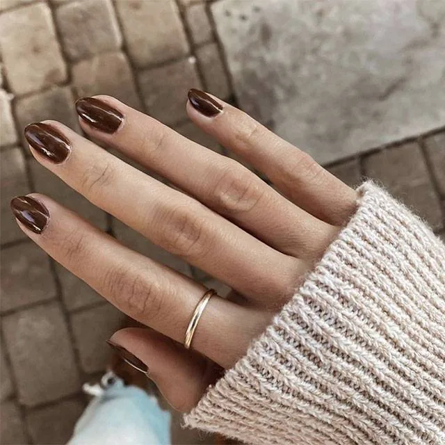 Colores de uñas 2023