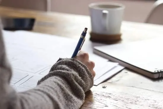 Maquiavelo para las mujeres: un libro con las claves del éxito laboral