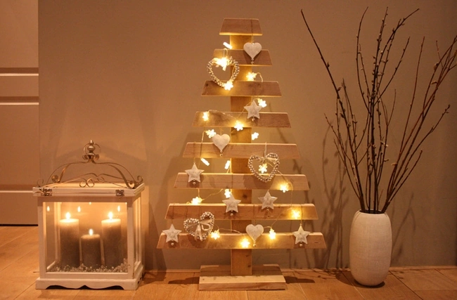 Arbol de navidad sencillo, rústico y minimalista