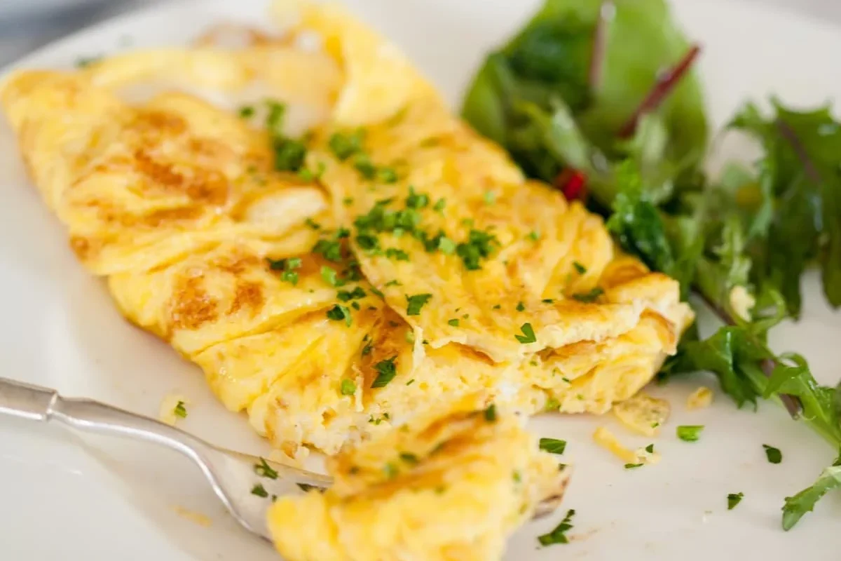 cómo hacer un omelette