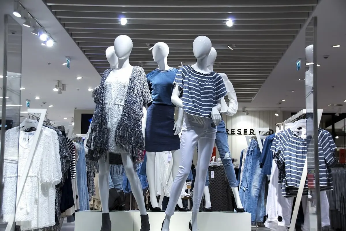 estilos de ropa de moda en 2025