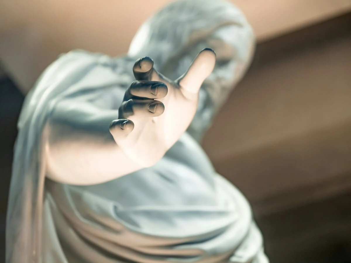 Los nombres de Dios y su significado