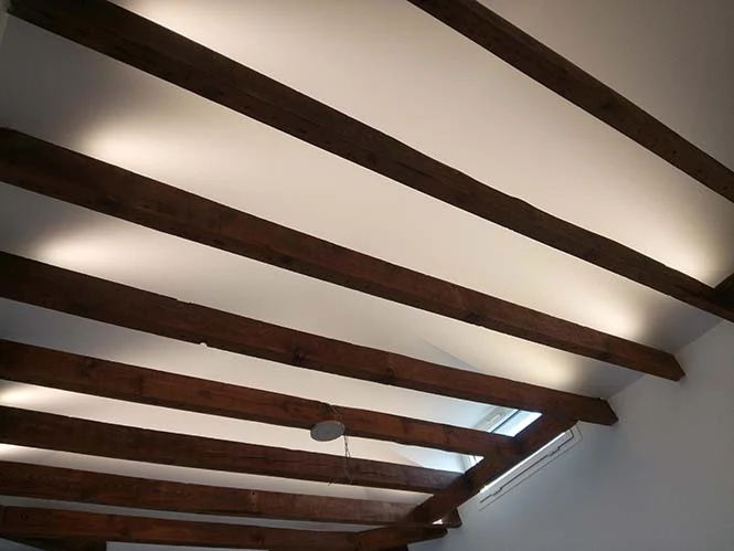 tiras de led en el techo