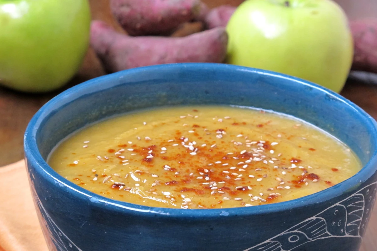 Sopa de verduras asadas