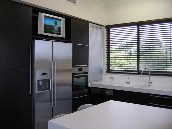 televisor en la cocina